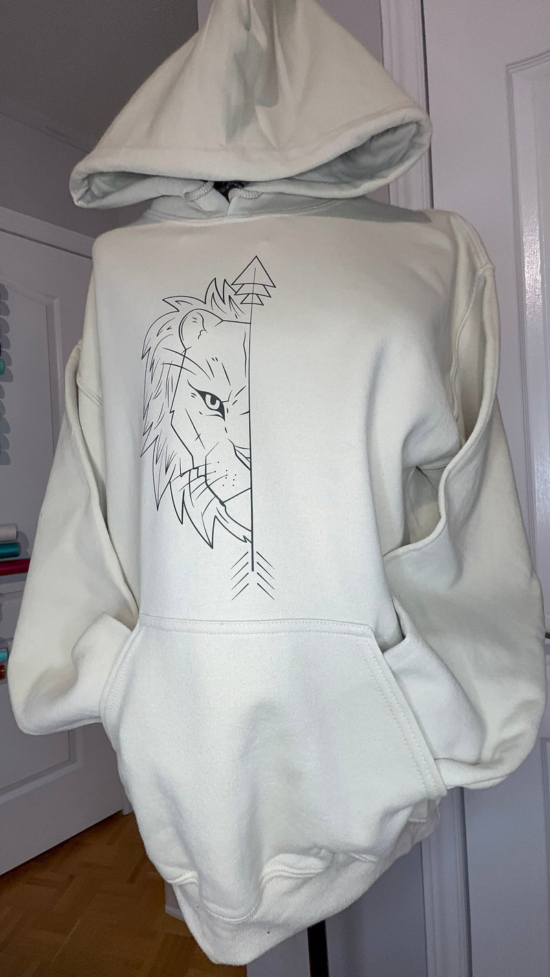 Minimalist Lion Spirit Hoodie – Geometric Wildlife Graphic Pullover